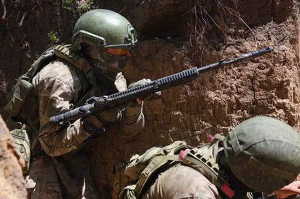 Пока Генштаб ВСУ продолжает отрицать заход ВС РФ в Днепропетровскую область, российские войска наступают на Новопавловку