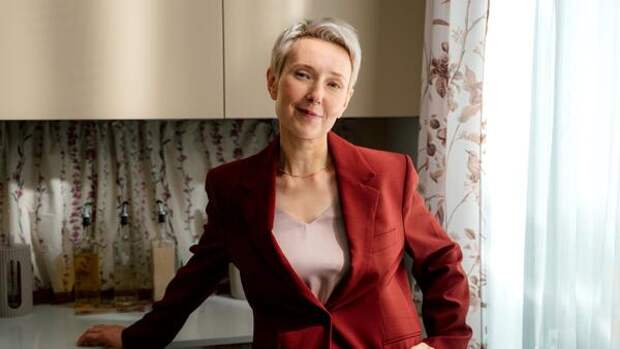 Автор книги-медитации «К себе нежно» появится в камео в одноименной комедии