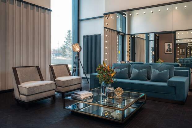 Лобби в корпусе&nbsp;&laquo;Чарли&raquo;