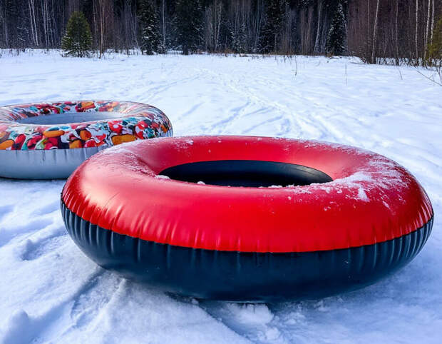 Что грозит за езду с привязанной к машине «ватрушкой»?