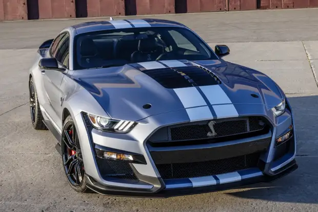 Ford объяснил, почему не появился кабриолет Shelby Mustang GT500
