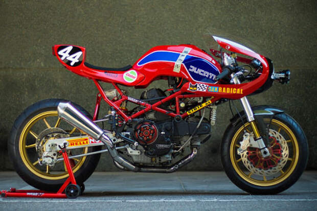 Radical Ducati Monster M900
