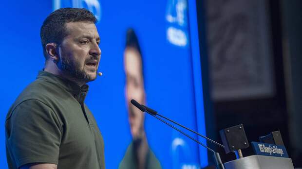 Зеленский прокомментировал заявления Вэнса о прекращении поставок оружия Украине