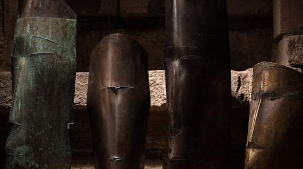 Третьяковская галерея представила тактильную выставку скульптуры Бориса Чёрствого