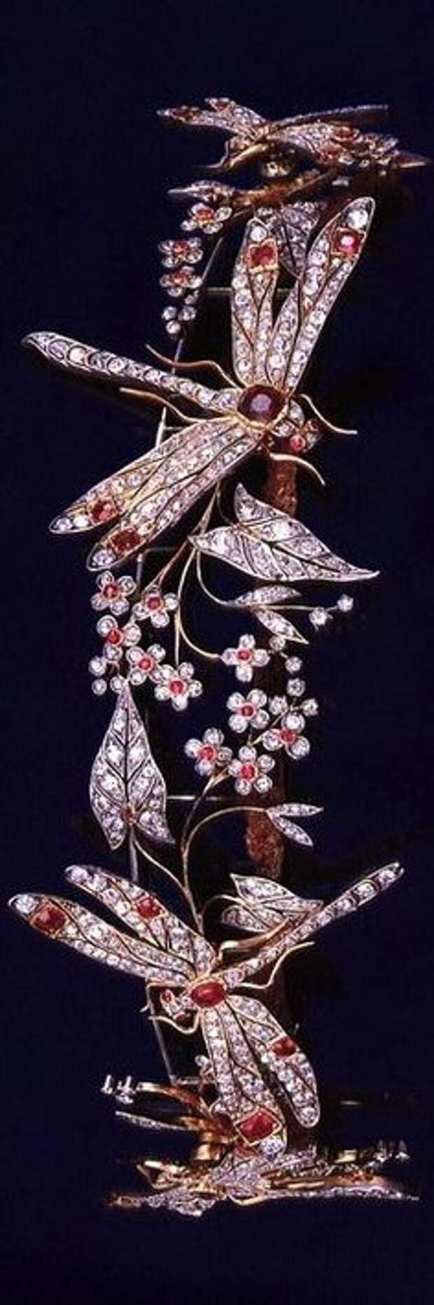 Castro Dragonfly Tiara, Italy, circa 1900; made by Chaumet; rubies, diamonds, gold.