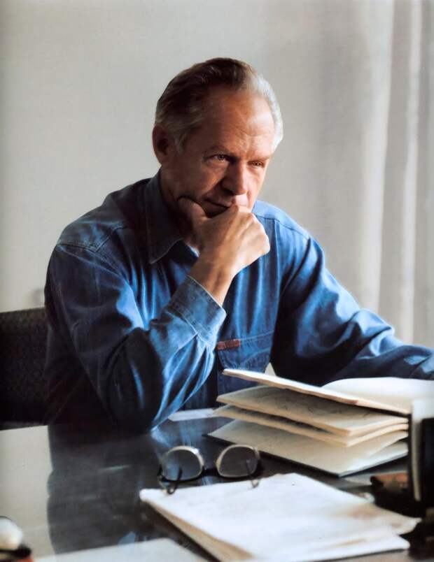 Доктор технических наук, профессор, академик АН СССР/РАН М.Ф.Решетнёв