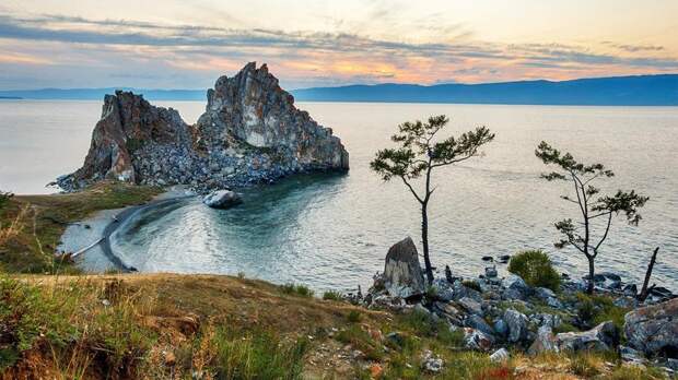 Видео: Как выглядит Байкал, глубочайшее озеро планеты, без воды