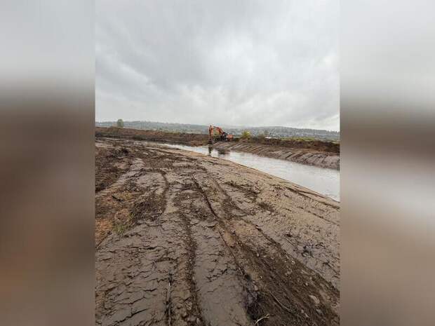 В Дарасуне началась расчистка и углубление реки Крестовая