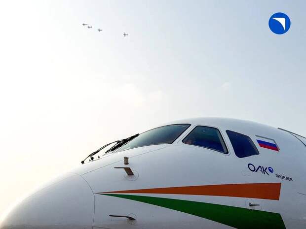 Новейший турбовинтовой Ил-114-300 и импортозамещенный «Суперджет» прилетели на