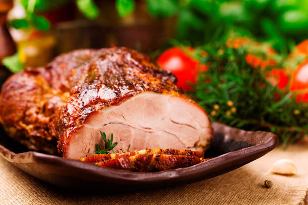 Кулинар Фозилова: пересушенное мясо стоит замочить в соусе