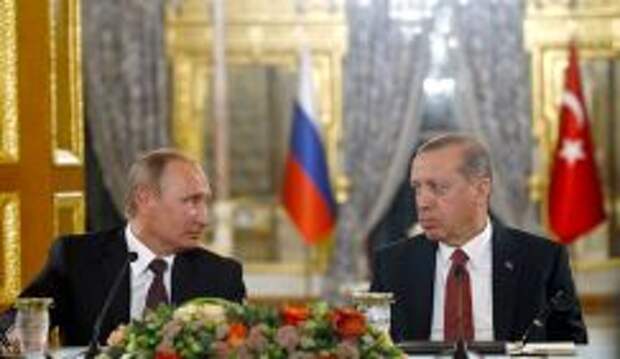 Президент России Владимир Путин и президент Турции Реджеп Тайип Эрдоган (слева направо)