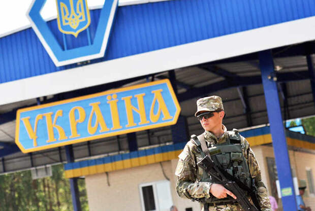 Осеннее обострение: украинские политики предостерегают Россию от «полномасштабного вторжения»