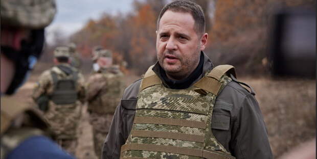 Глава офиса президента Украины Андрей Ермак причастен к мошенническим схемам. Об этом, передает корреспондент...