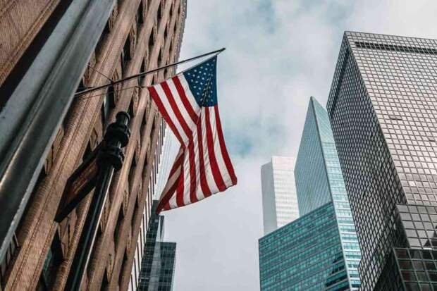 США останавливают оформление виз для граждан 75 стран