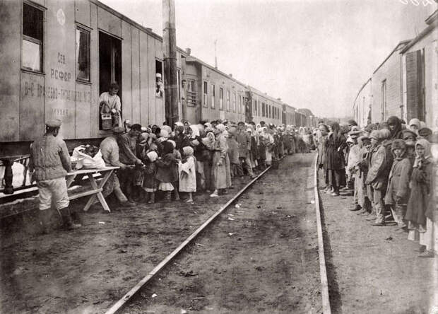 Голод в Поволжье: фотографии, сделанные иностранцами в России в 1920-х