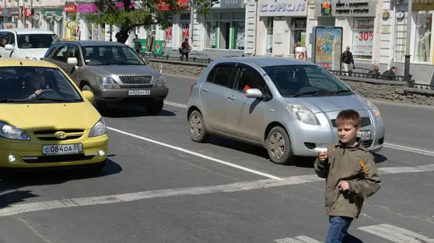 В Госдуме предложили вернуть уроки ПДД в школы