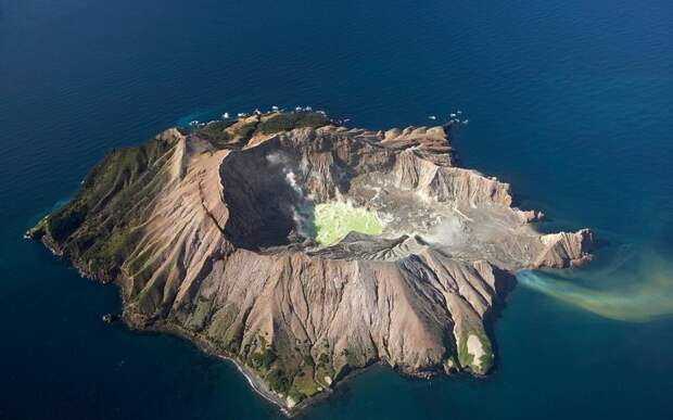 Остров-вулкан Уайт-Айленд — опасная достопримечательность Новой Зеландии 