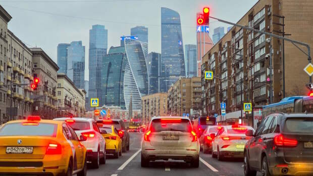 Механизм действия закона о платных зонах для транспорта уточнили власти Москвы