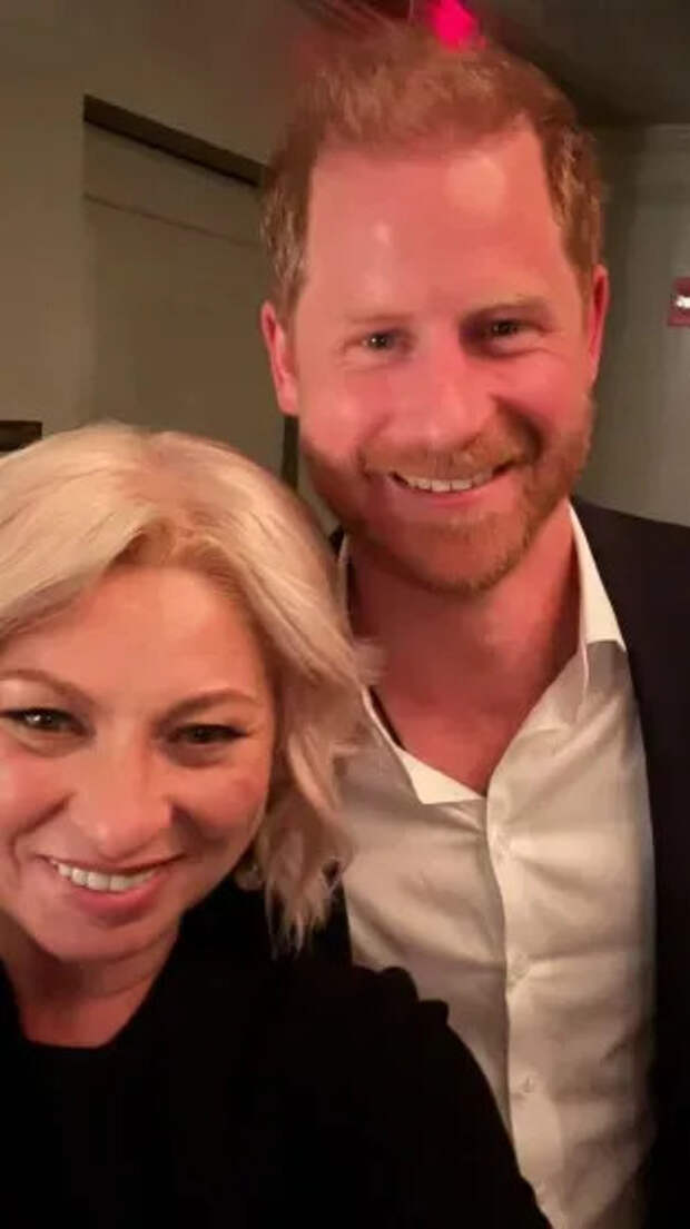 Анжела Перл и Принц Гарри