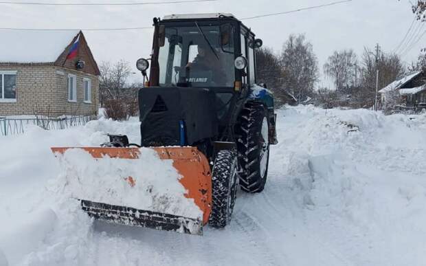 В Рязанском округе расчистили дороги к труднодоступной деревне