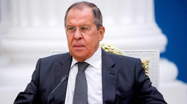 Лавров ответил генсеку НАТО Рютте на угрозы применить статью об обороне
