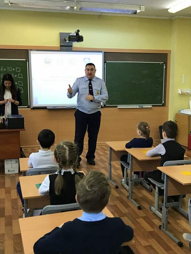 ДПС Шк. 1582 акция «Засветись!