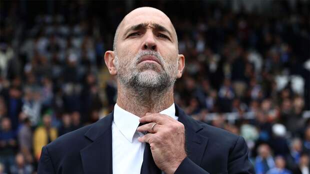 Тудор перепутал тренера «Ливерпуля» Слота с сотрудником «Тоттенхэма» — видео