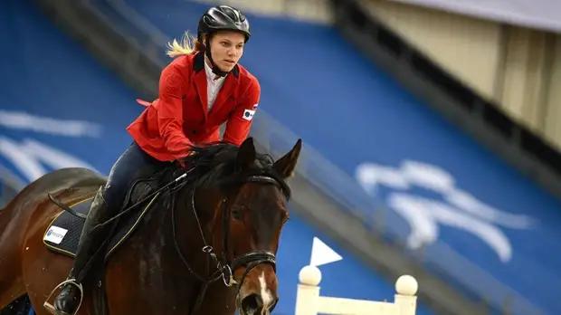 Россиянка Буряк завоевала бронзу на этапе КМ по современному пятиборью