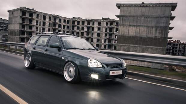Lada Priora на стенсе