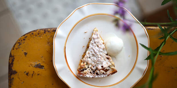 Как приготовить яблочный пирог — рецепт шеф-повара Романа Орлова