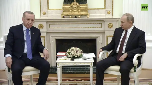 «Никто не знал о месте их нахождения»: Путин на встрече с Эрдоганом о гибели турецких военных в Сирии
