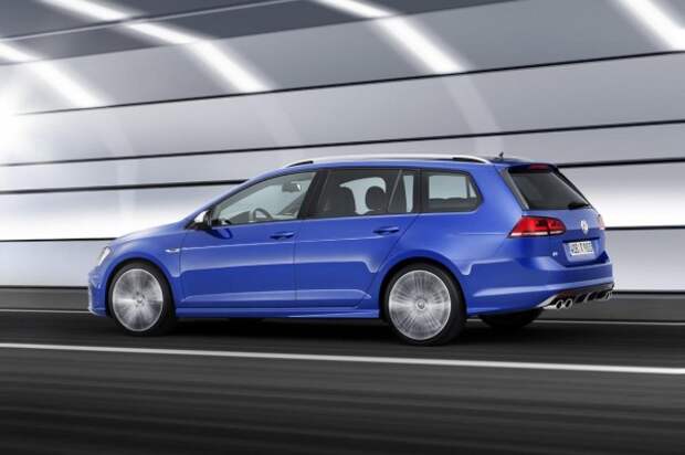 Volkswagen Golf R Variant: 300 л.с. под капотом
