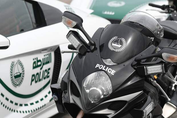 Бортпроводник отправил фото в WhatsApp и угодил под арест в Дубае