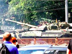 Новость на Newsland: В Киев введены танковые войска