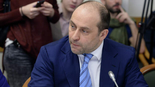 Свищев объяснил, почему до сих не принят закон о пиве на стадионах 