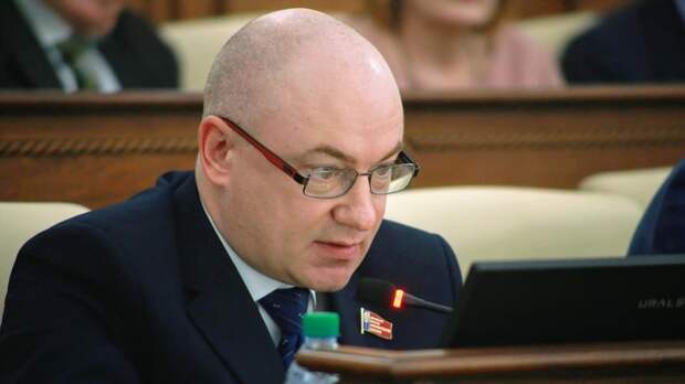 Глава партии