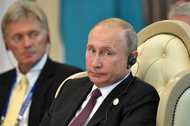 Песков: Путин в пятницу будет работать в Кремле