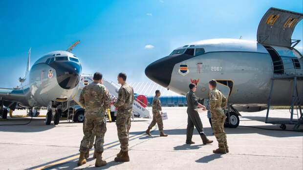 Ядерный разведчик США подал сигнал бедствия у берегов Британии