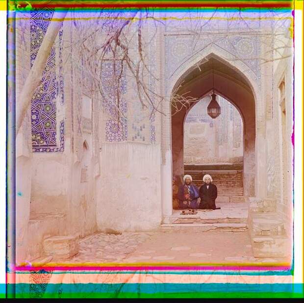 At entrance to upper chartak (canopy) of Shakh-i Zindeh, Samarkand.