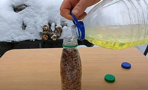 Розжиг вахтовиков из древесного наполнителя. Костер не тухнет в пургу и ...