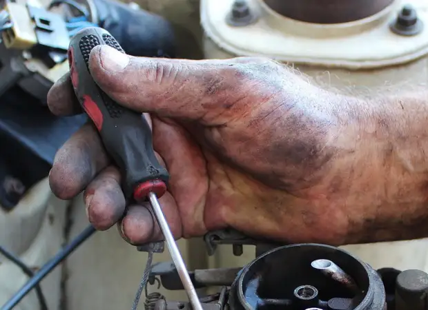 За туманом и за запахом тайги: кто готов пойти в вахтовики