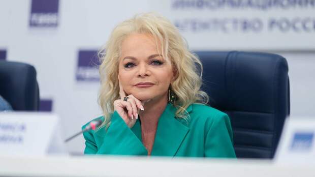 Забрала чужую землю: почему Долину хотят лишить пруда в Подмосковье