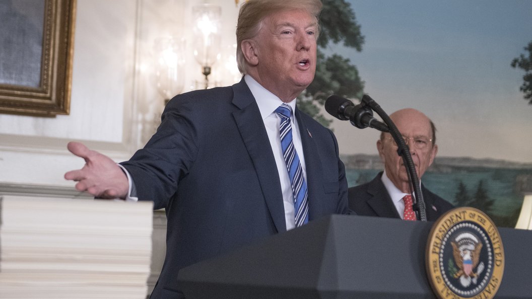 Трамп в недоумении: Германия платит России за газ, а не США - за НАТО