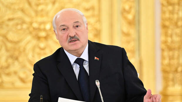 Чтобы жить, а не выживать: Лукашенко попросил чиновников мобилизоваться