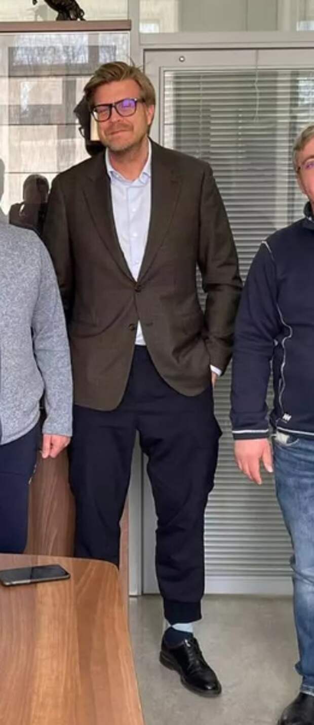 Ну и падел: Кто и зачем купил московский стадион «Связист» Ну и падел: Кто и зачем купил московский стадион «Связист»