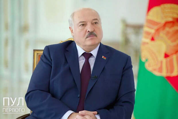 Лукашенко и Путин обсудили варианты реакции на риски у границ РФ и Белоруссии