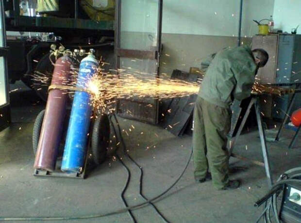 почему женщины живут дольше мужчин 