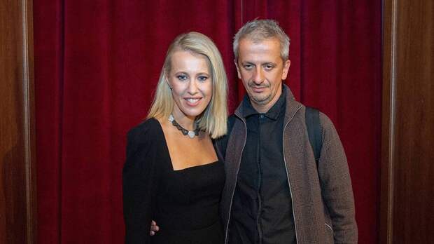 Собчак ждет сюрприз: что готовит Богомолов после дня рождения?