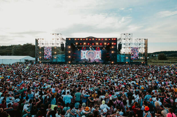 Более 20 тыс. человек посетили музыкальный фестиваль "Дикая Мята"