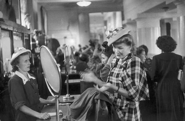 25 кадров Анри Картье Брессона о советской жизни в 1954 году Cartier Bresson09 25 кадров Анри Картье Брессона о советской жизни в 1954 году
